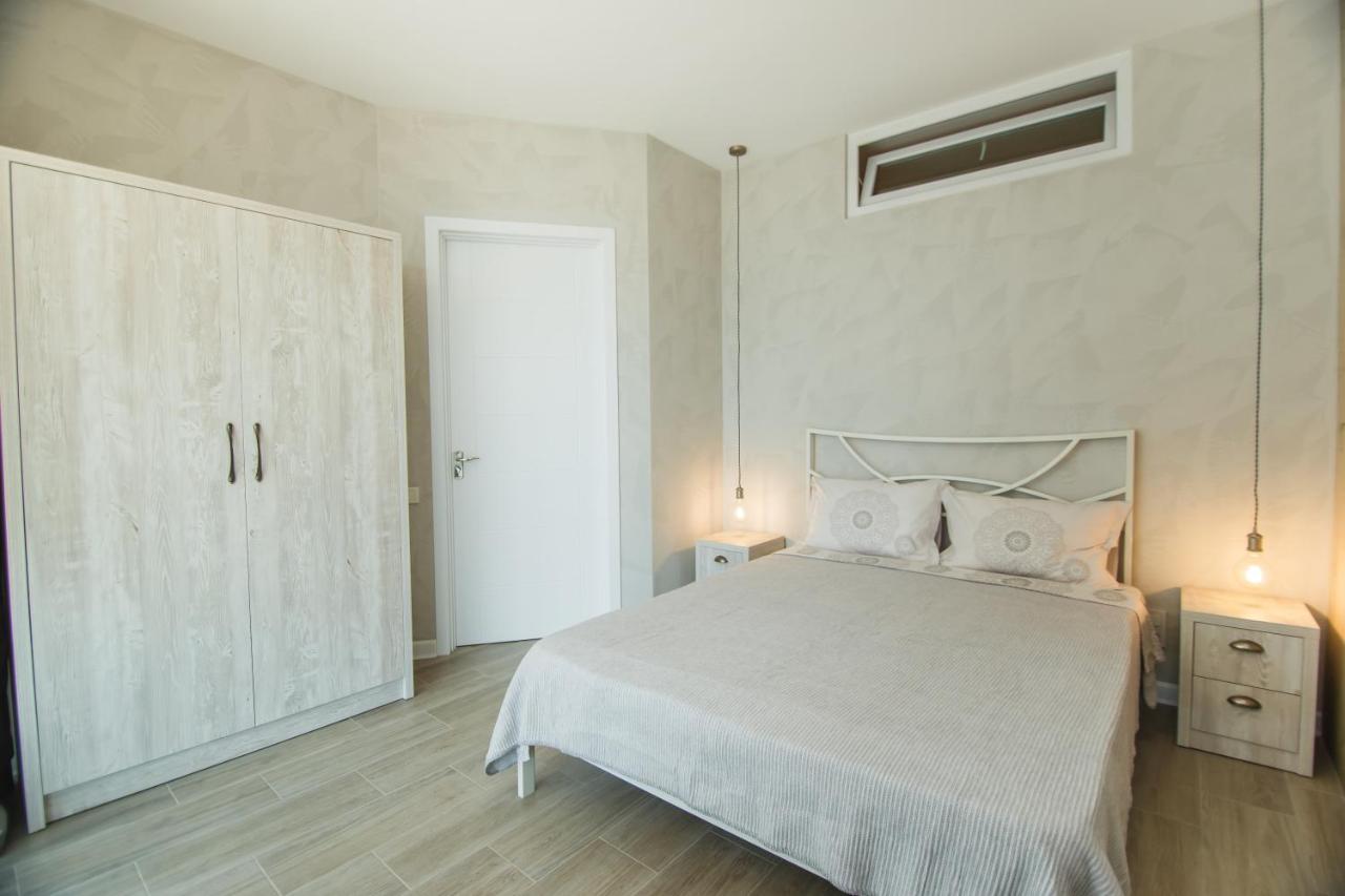 New Wave 2 Apartment Batumi Ngoại thất bức ảnh